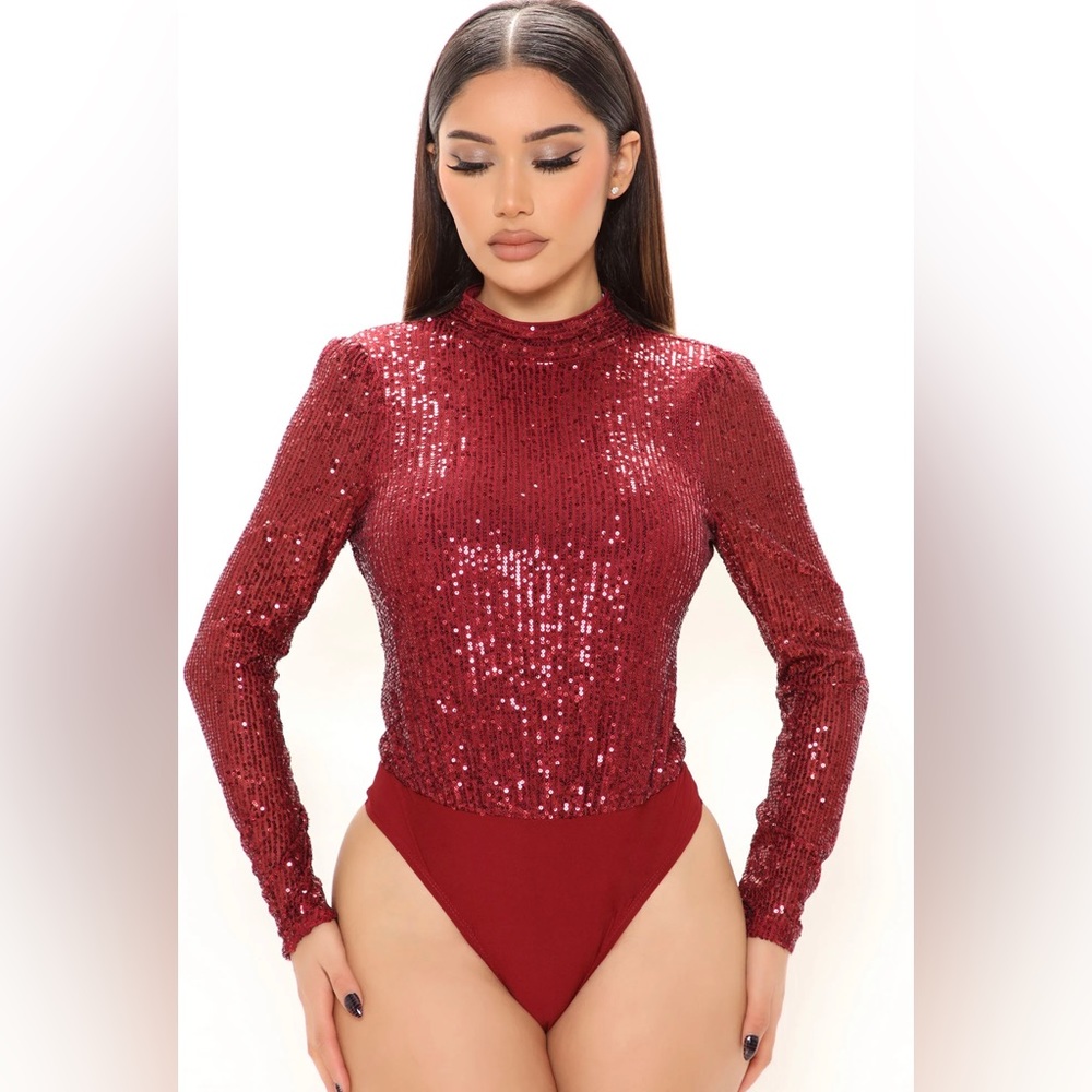 💕NWT💕 FN Sparkly Sequin Bodysuit 💖